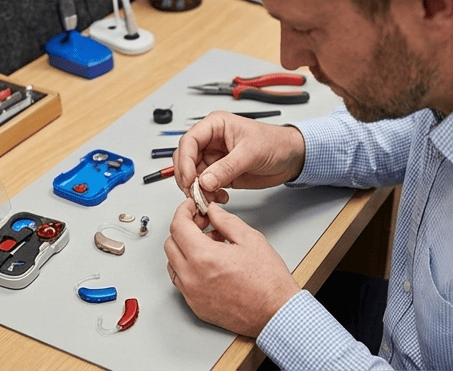 صيانة سماعات الأذن